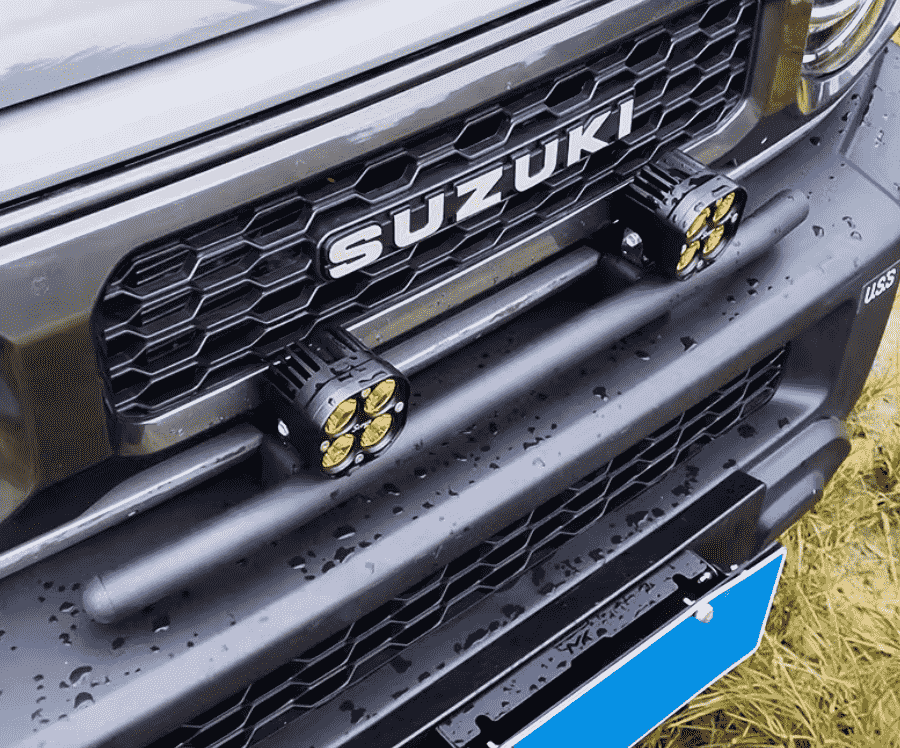 Xevaban.com ở 214 Giải Ph&oacute;ng l&agrave; đơn vị chuy&ecirc;n cung cấp phụ kiện oto,&nbsp;đồ chơi suzuki jimny,&nbsp;phụ kiện suzuki jimny, xevaban, 214 giải ph&oacute;ng, bộ đ&egrave;n jimny, đ&egrave;n cản trước jimny, đ&egrave;n n&oacute;c jimny, đ&egrave;n sương m&ugrave; trước jimny, đ&egrave;n phanh jimny, đ&egrave;n l&ugrave;i jimny.